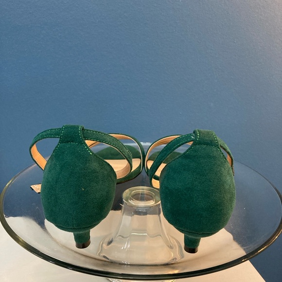 DearOnly. Kitten Heel. Open Toe Buckle Sandals. Green. Women Size 10.5 - Picture 4 of 7